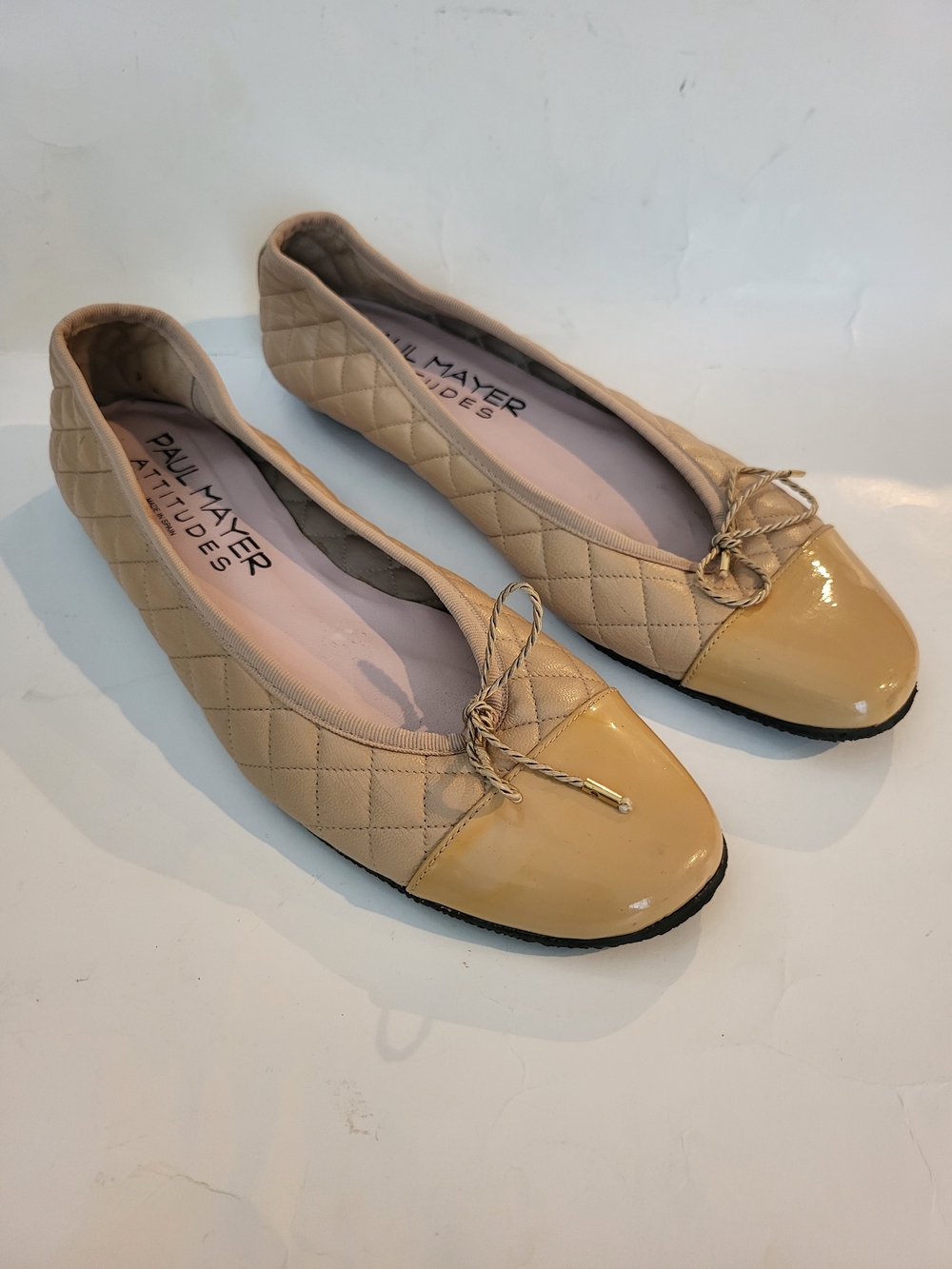Paul Mayer Attitudes Women's Beige Quilted Ballet Flats Cap Toe Size 9B